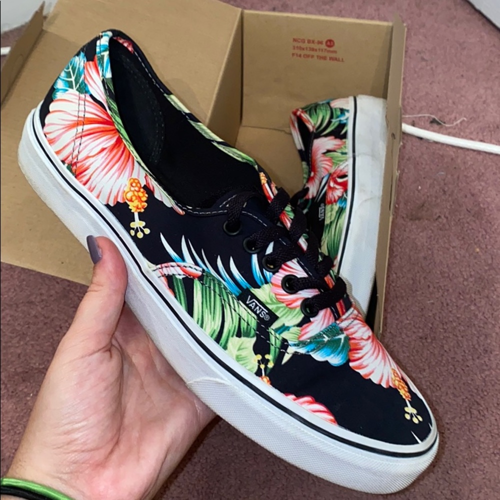 Floral Black Vans